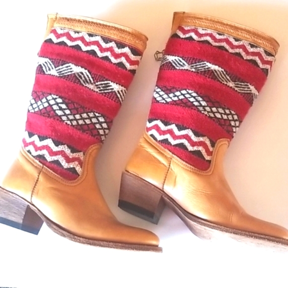 COBRA SOCIETY Navaho  Indian Wool RED Blanket Golden LEATHER Western Boots 7 EUC - Picture 15 of 15